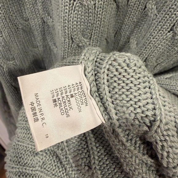 Brandy Melville Sage Green Cable Knit Sweater Oversized - Picture 5 of 7